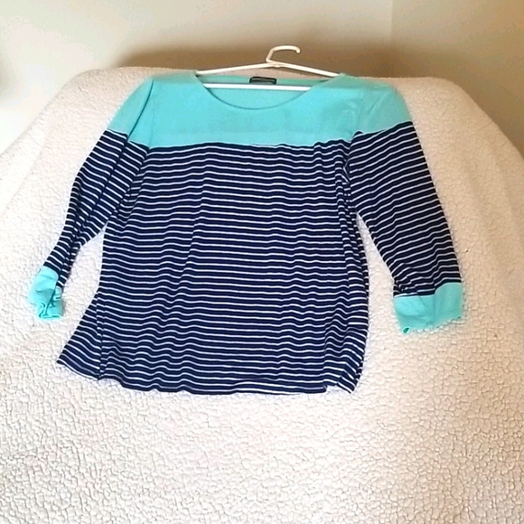 Top - Picture 1 of 2